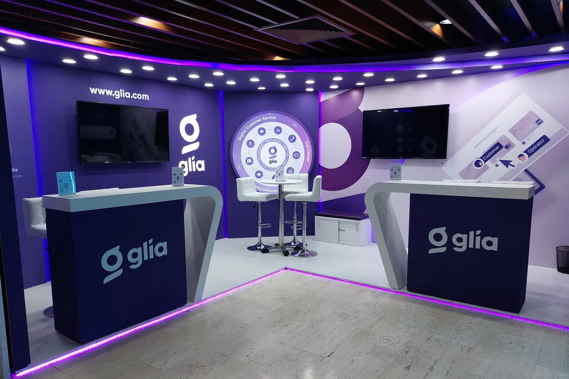 Atmósfera Stand Glia - Brand Design
