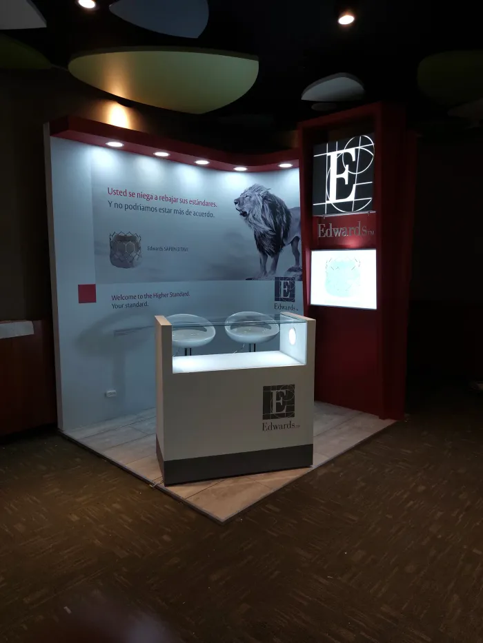 Stand Tecnológico Edwards #8